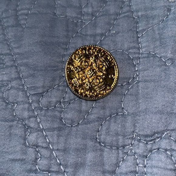 Chanel Button - Picture 2 of 3